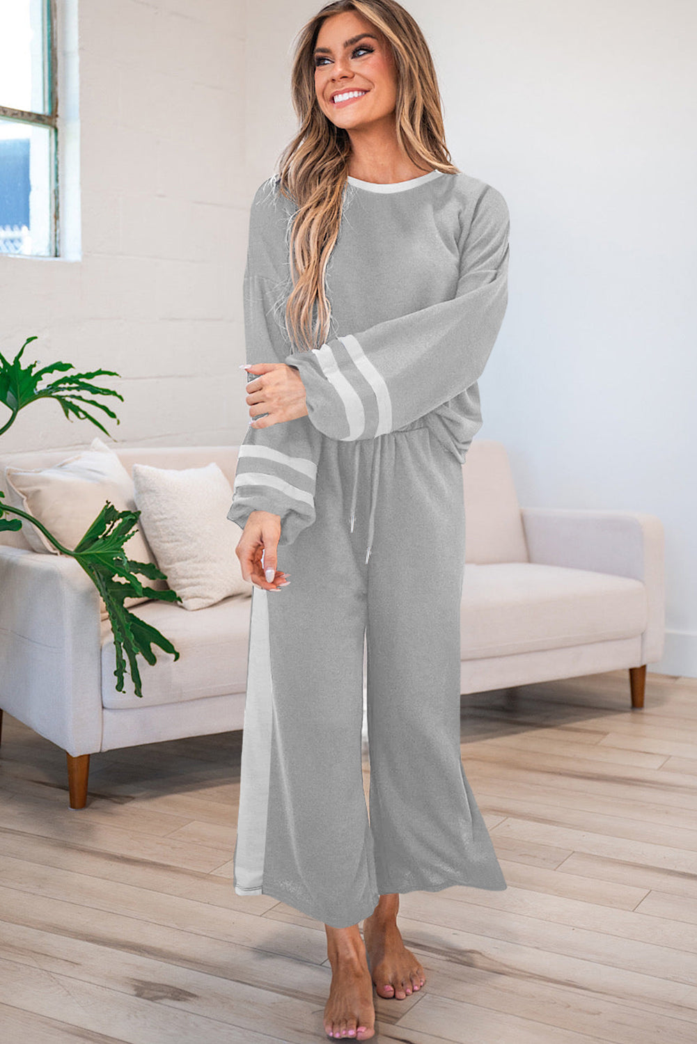 Gray Contrast Trim Long Sleeve Pullover and Pants Set
